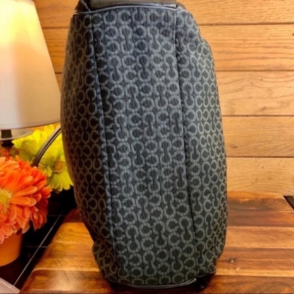 Coach Signature Three Compartment Shoulder Bag - Picture 8 of 9